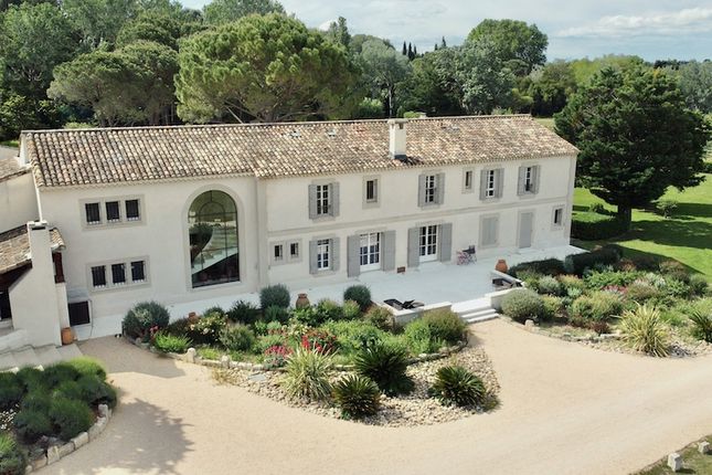 Villa for sale in Alpilles, 13210 Saint-Rémy-De-Provence, France