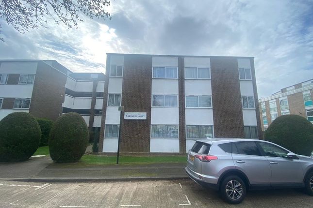 Thumbnail Flat for sale in Flat 18 Coniston Court, Stonegrove, Edgware, Middlesex