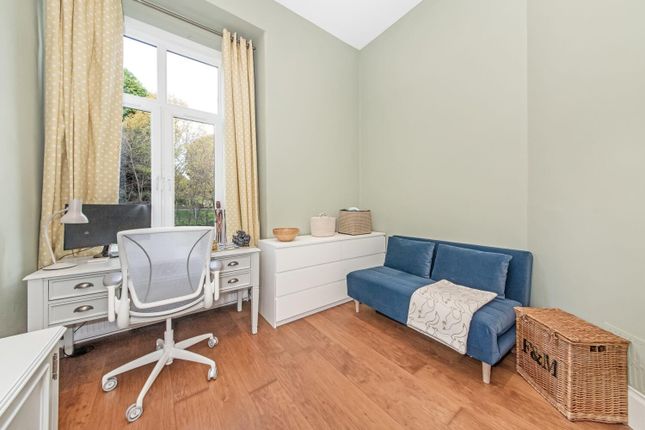 Flat for sale in Crystal Palace Park Road, Sydenham, London