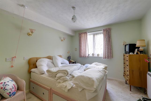 Flat for sale in Salvington Road, Worthing