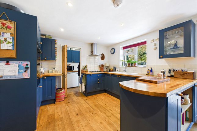 11, Orchard End, Woodbridge photo 4