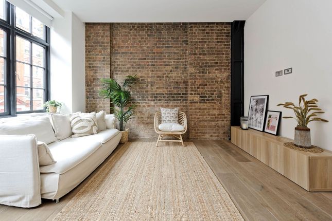 Great Titchfield St, Fitzrovia photo 4