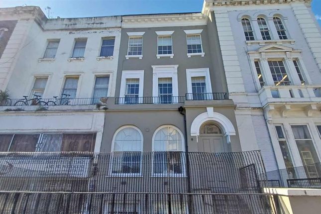 Studio flat on Flat 12, 489 Holloway Road, Flat 12, 489 Holloway Road, London, £55,000