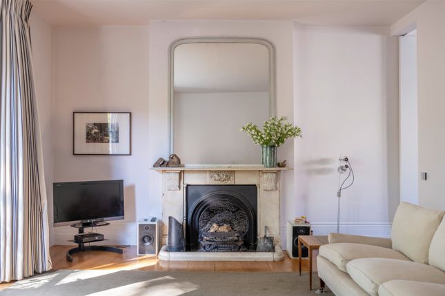 43, King Henry's Road, London photo 5