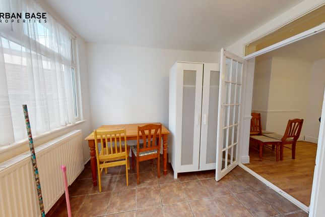 71 Cannington Road, Cannington Road, Dagenham photo 4