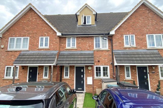 Thumbnail Terraced house to rent in Mountside Close, Northfleet, Gravesend