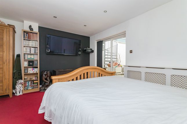 Terraced house for sale in Castle Street, Brighton