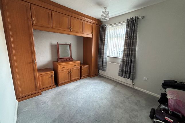 45, Rotherham photo 5