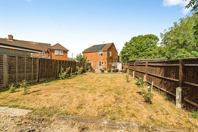 39, Verney Walk, Aylesbury photo 4