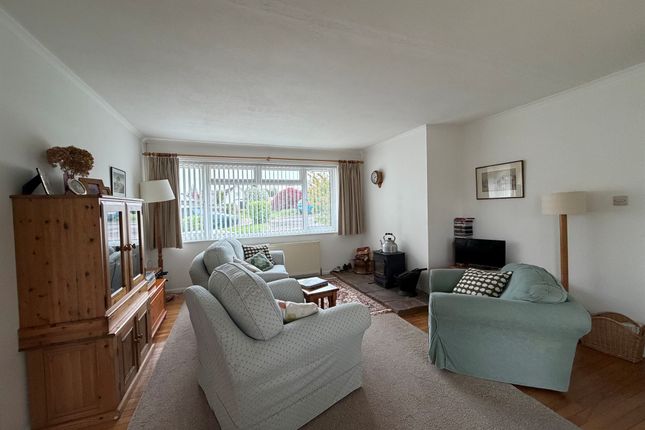 1, Wellands Close, Cullompton photo 3