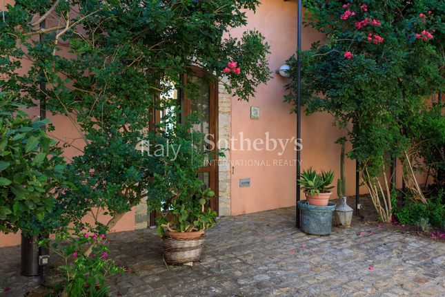 Country house for sale in Contrada Tabarani, Collesano, Sicilia