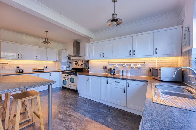 6, Walsingham Road Southend-on-sea, Southend-on-sea photo 3