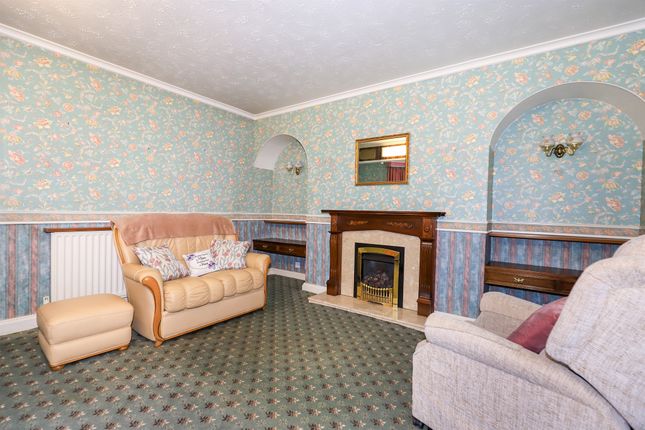 19, Hampton Road, Wolverhampton photo 3