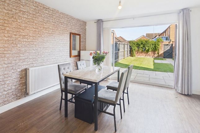 28 Biggleswade Drive, Runcorn photo 3