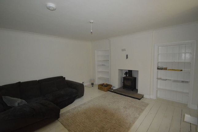 12 Wykeham, Scarborough photo 3