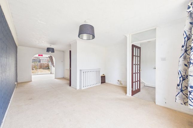 59, Robinswood Gardens, Gloucestershire photo 2