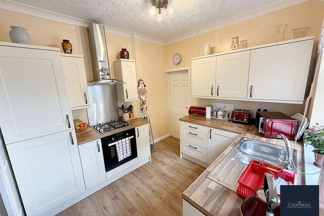 27 Ely Street, Tonypandy photo 4