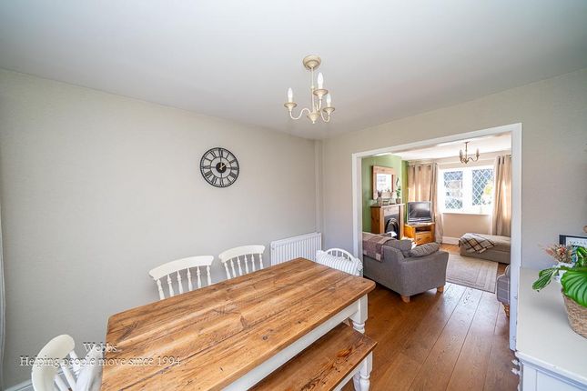 5, St. Anthonys Close, Rugeley photo 4