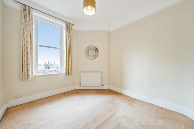 Flat for sale in Honeybourne Road, West Hampstead, London