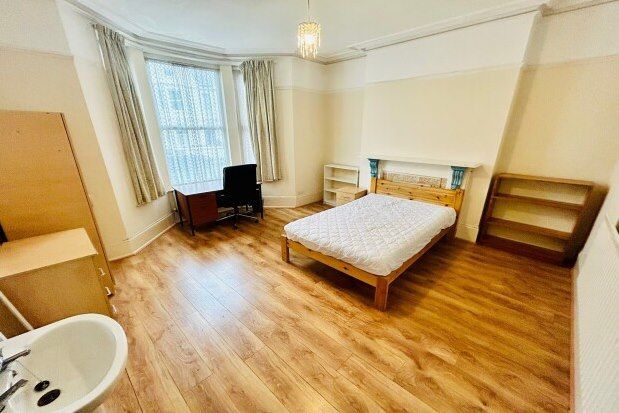 Property to rent in Rugby Road, Leamington Spa