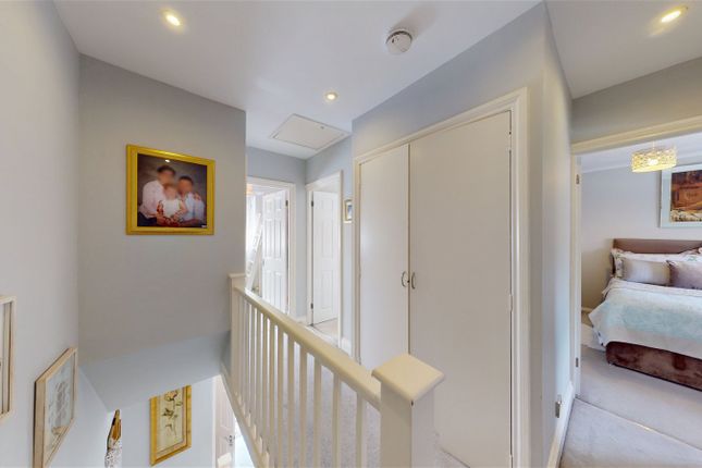 End terrace house for sale in Arcon Road, Ashford