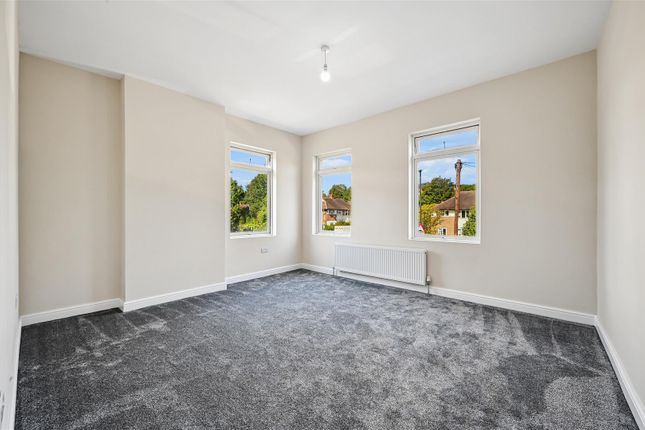 57A, Liberty Avenue, Colliers Wood photo 2