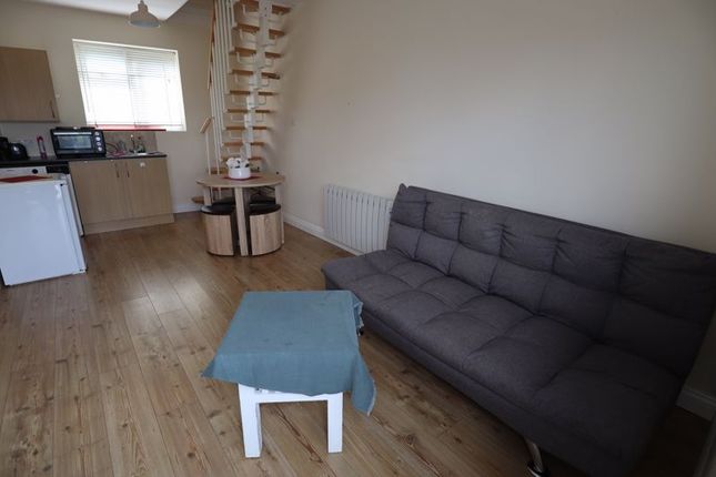 Thumbnail Flat to rent in Fitzgerald Road, Norwich