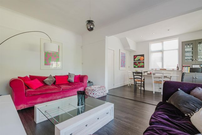 Family Room And Dining Kitchen
