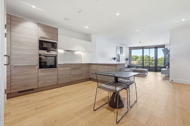 Flat 33, 57 Kingsland High Street, London photo 3