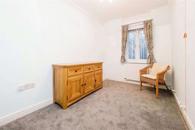 Flat for sale in Main Road, Romford
