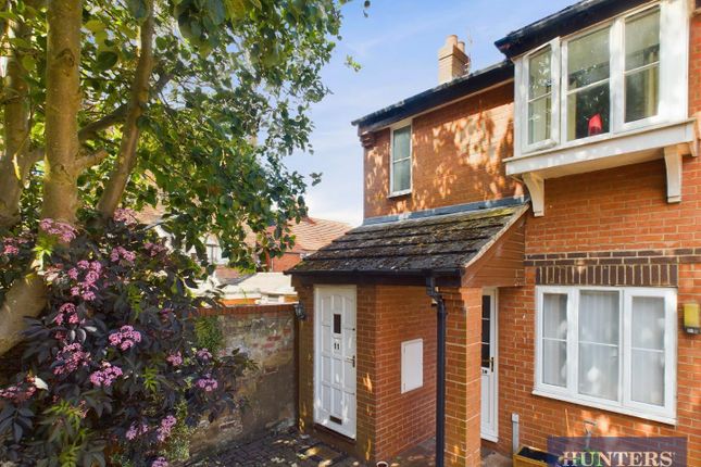 Flat for sale in Royal Crescent Lane, Scarborough