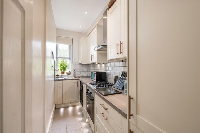 Flat for sale in Doods Road, Reigate