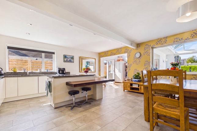 32, St Johns Avenue, Silverdale photo 3