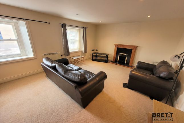 Old Railway Apartments, 4 Victoria Road, Milford Haven photo 2