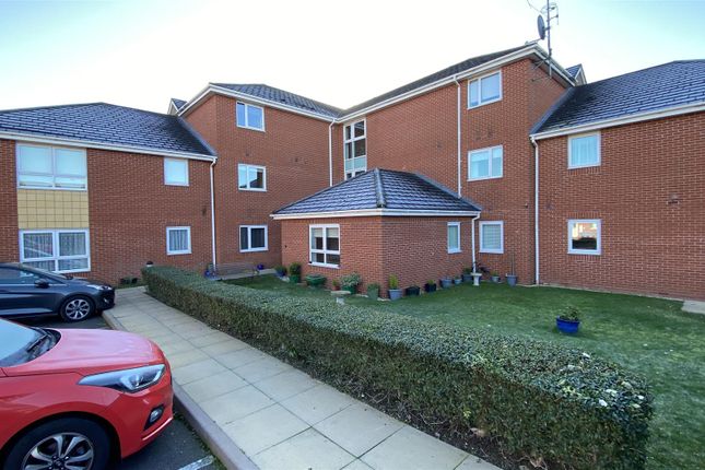 Thumbnail Flat for sale in Otterbrook Court, Radford, Coventry