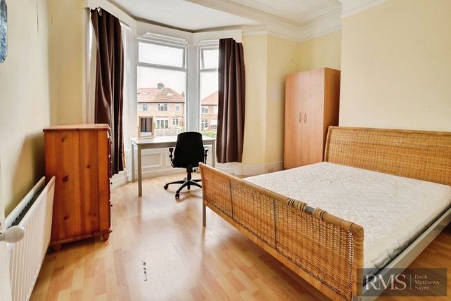 25, Shortridge Terrace, Newcastle Upon Tyne photo 4