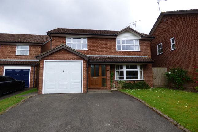Detached house to rent in Evergreen Way, Wokingham