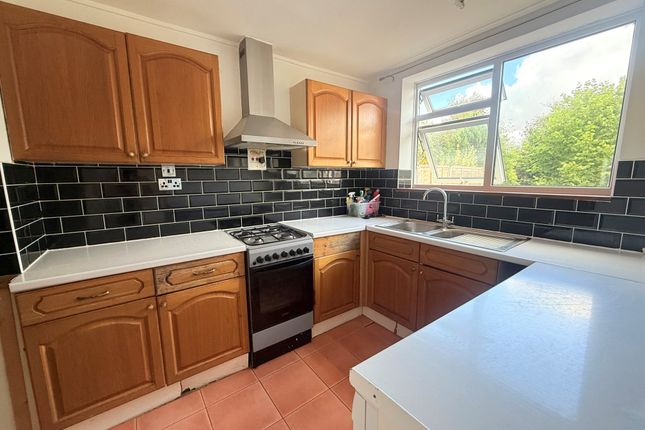 90, Brocket Road, WELWYN GARDEN CITY photo 3