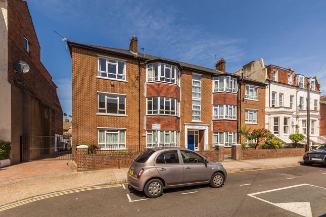 3 Bed Flat For Sale In Cottage Grove Southsea Po5 Zoopla