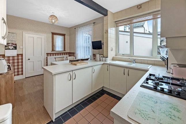 15, Ladysmith Avenue, Colchester photo 3
