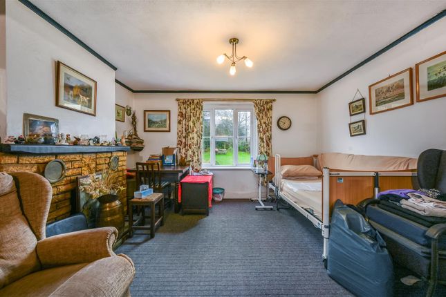 Broad Oak Farm House, Broad Oak Lane, Bexhill-on-Sea photo 4