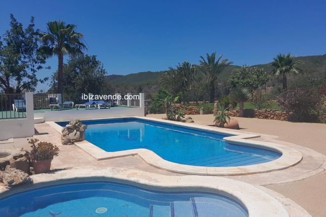 Thumbnail Villa for sale in San Carlos, Santa Eularia Des Riu, Baleares