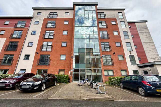 Flat for sale in Renolds House, Salford, Manchester