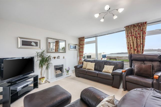 9, Marine Court, Cornwall photo 2