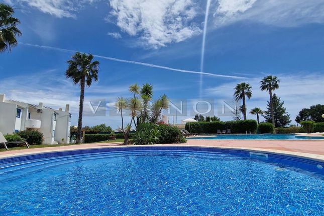 Thumbnail Apartment for sale in Carvoeiro - Quinta Do Paraiso, Lagoa E Carvoeiro, Lagoa Algarve
