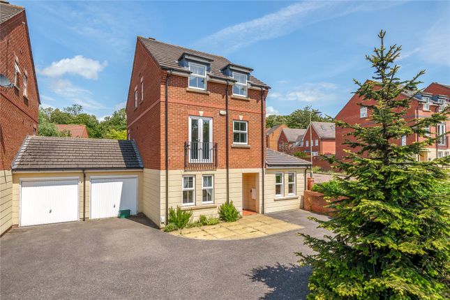Thumbnail Detached house for sale in Tregony Road, Orpington