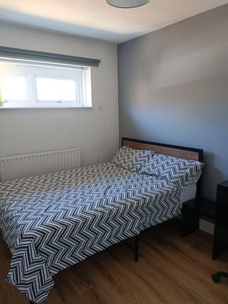 Thumbnail Shared accommodation to rent in Agnew Place, Saflord
