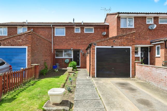 Thumbnail Terraced house for sale in Abbotts Drive, Waltham Abbey