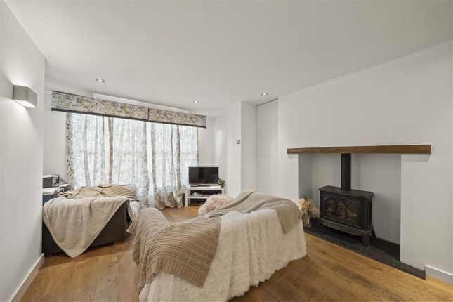 1, 3, Hunter Road, Surrey photo 4