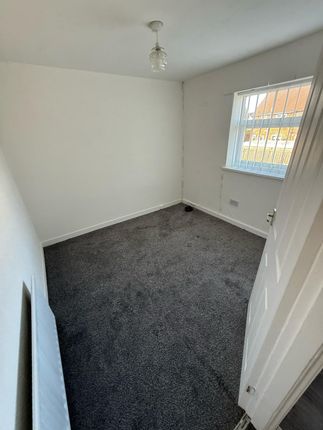 29 Redcar Road, Sunderland photo 2